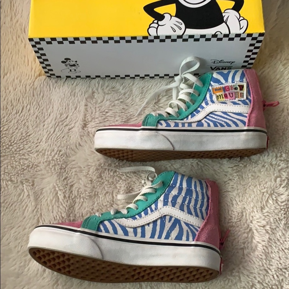 Disney Vans - Picture 3 of 5